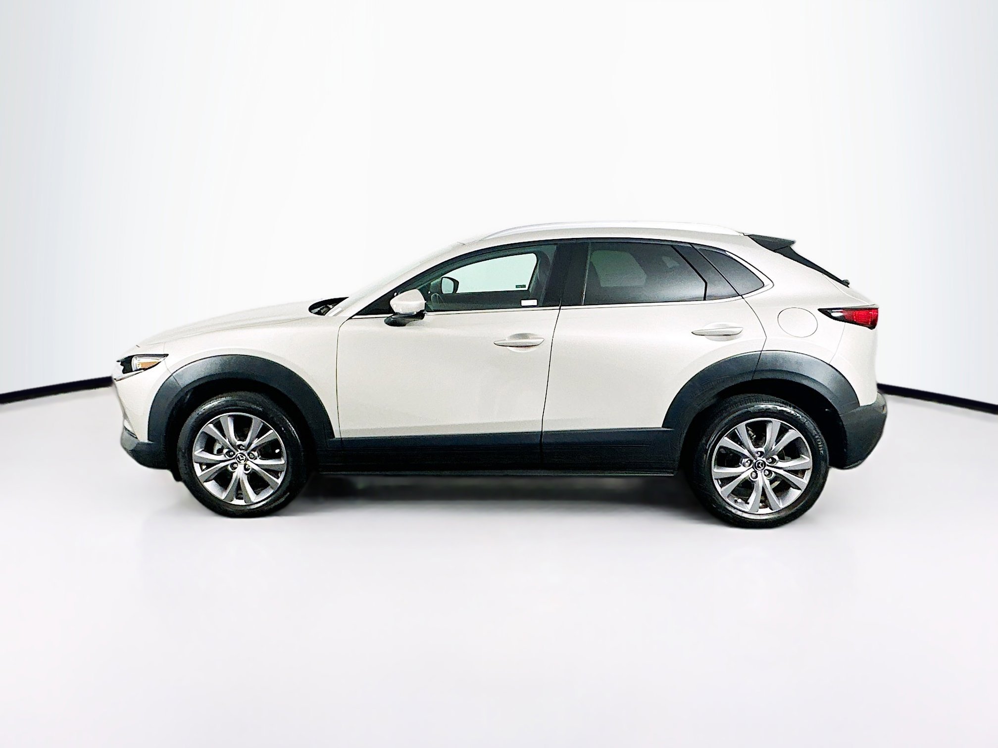 Used 2023 MAZDA CX-30 AWD 2.5 S w/ Premium Package image 4