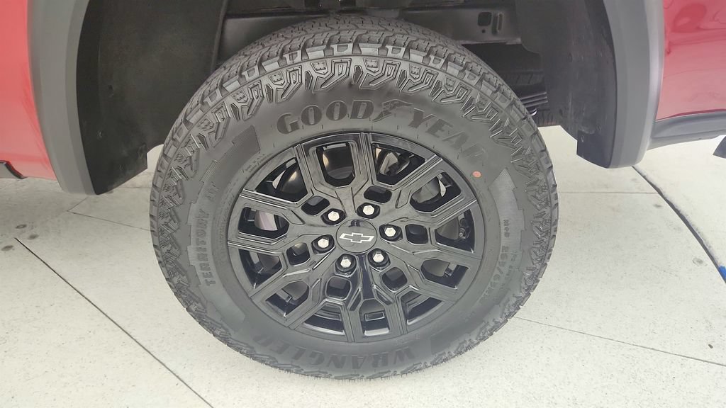 Used 2024 Chevrolet Colorado Trail Boss w/ Advanced Trailering Package AWD/4WD image 25