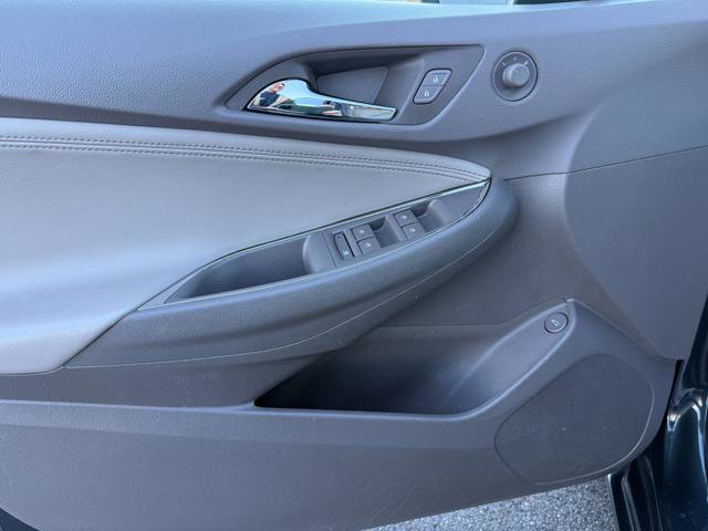 Used 2017 Chevrolet Cruze Premier image 13