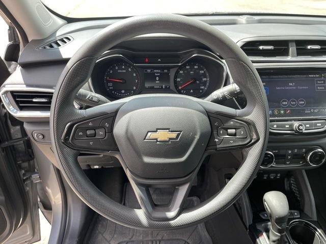 Used 2023 Chevrolet TrailBlazer LT w/ Convenience Package FWD image 14