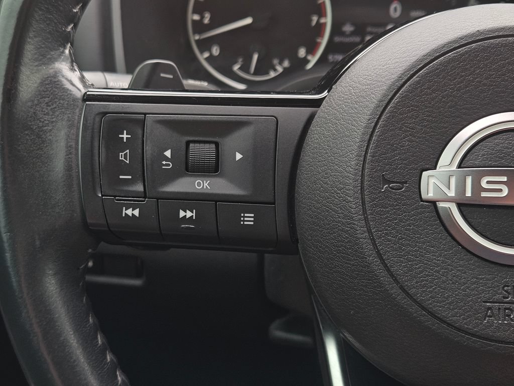 Used 2023 Nissan Rogue SL w/ SL Premium Package FWD image 28