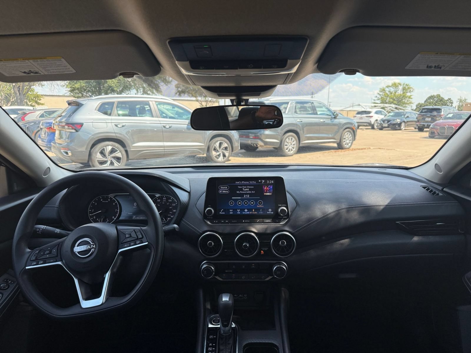 Used 2025 Nissan Sentra SV FWD image 32