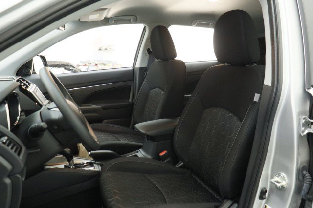 New 2027 Mitsubishi Outlander Sport ES AWD/4WD image 7