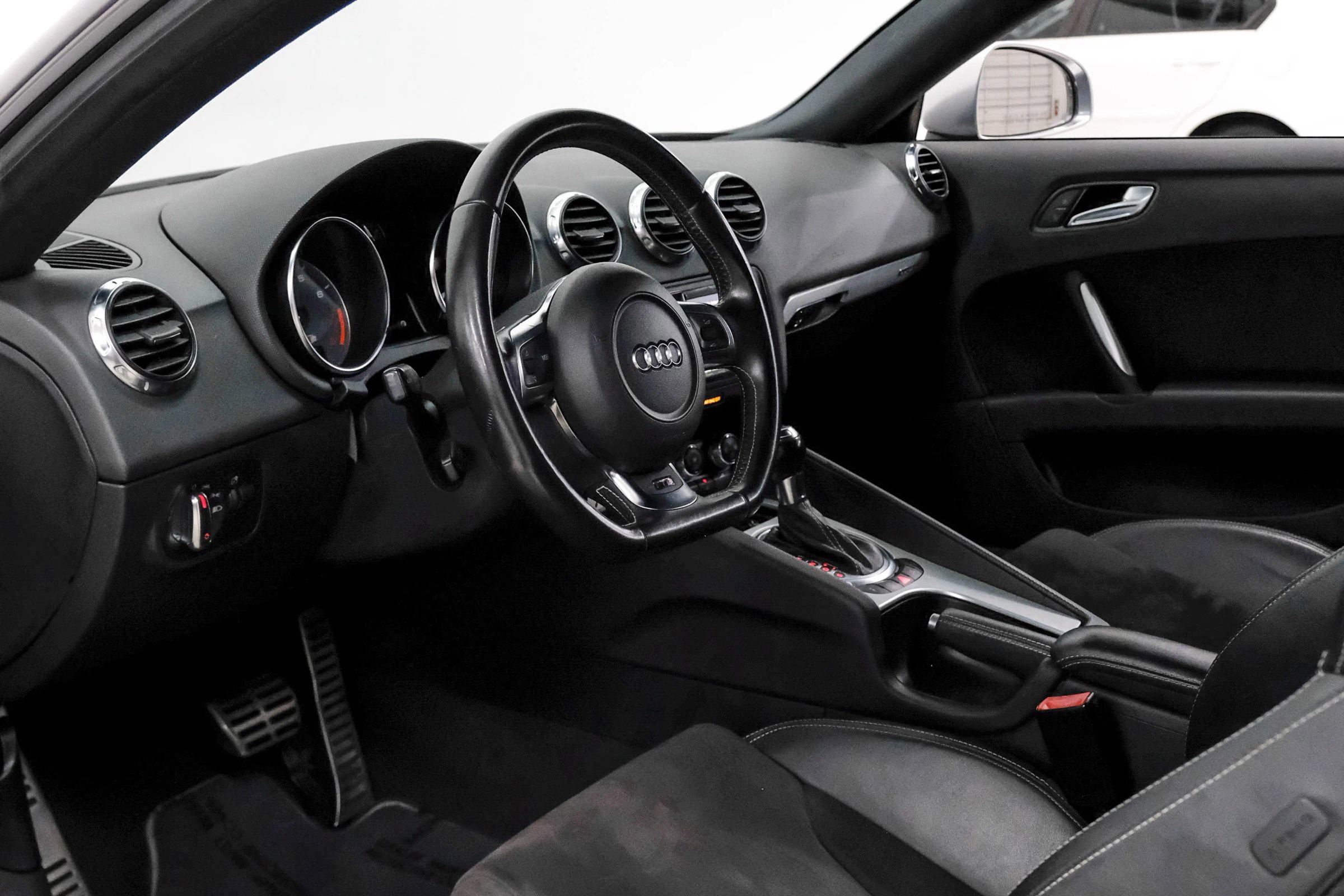 Used 2010 Audi TTS 2.0T Premium AWD/4WD image 2
