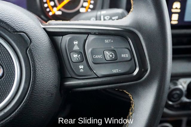 Used 2025 Jeep Gladiator Sport image 18