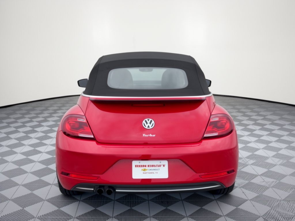 Used 2019 Volkswagen Beetle 2.0T S FWD image 11