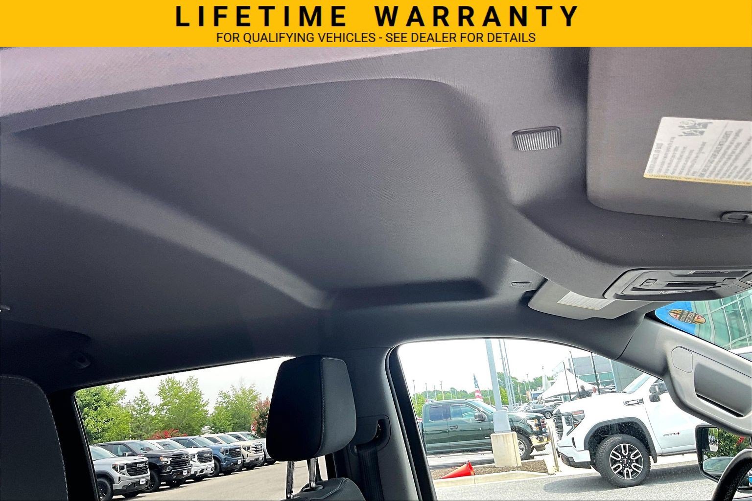 Used 2020 GMC Sierra 1500 SLE w/ SLE Value Package AWD/4WD image 18