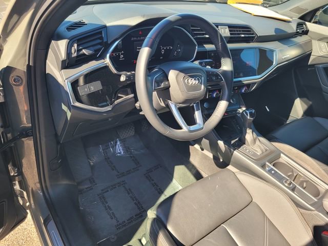 Used 2020 Audi Q3 2.0T Prestige w/ Prestige Package image 12
