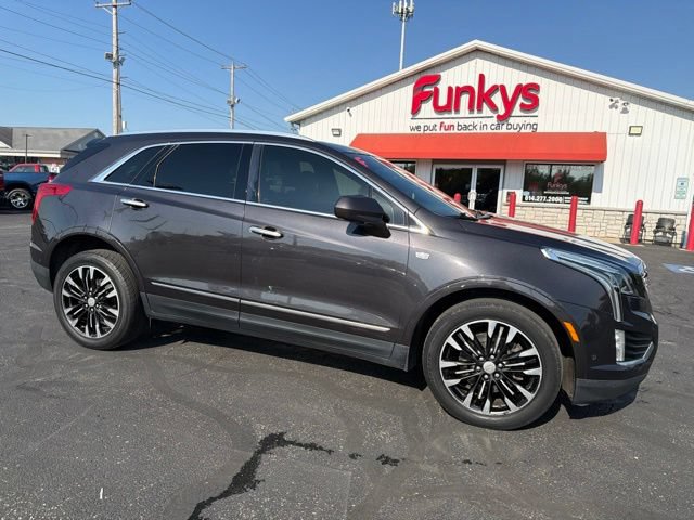 Used 2017 Cadillac XT5 Premium Luxury w/ Driver Assist Package AWD/4WD image 1