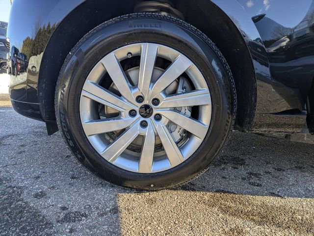 New 2026 Land Rover Range Rover SE image 21