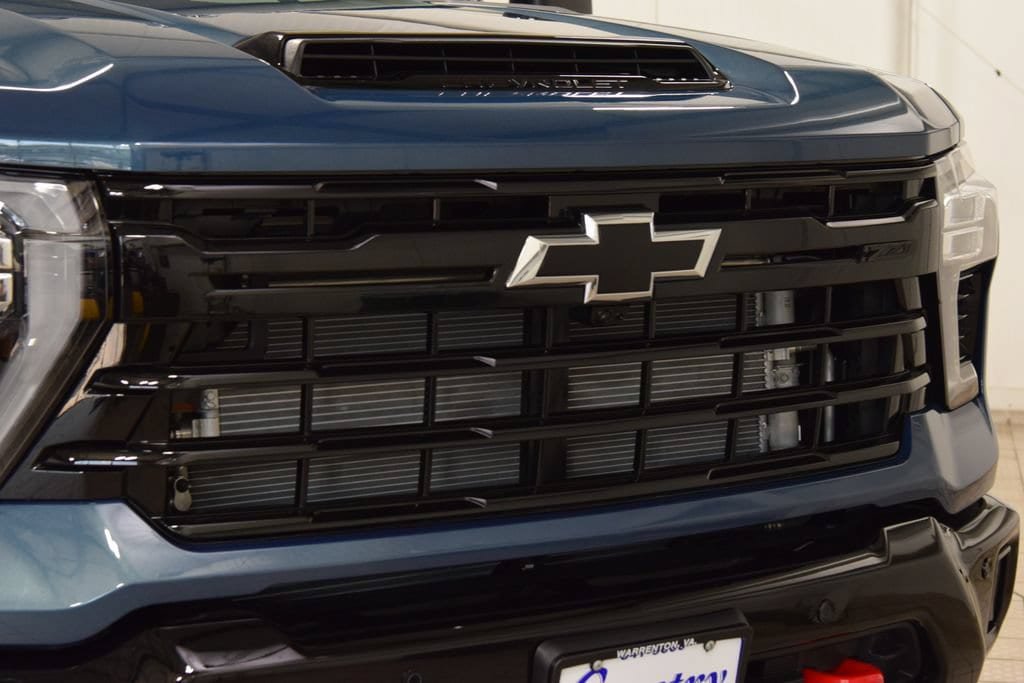 New 2026 Chevrolet Silverado 2500 LTZ w/ LTZ Plus Package AWD/4WD image 11