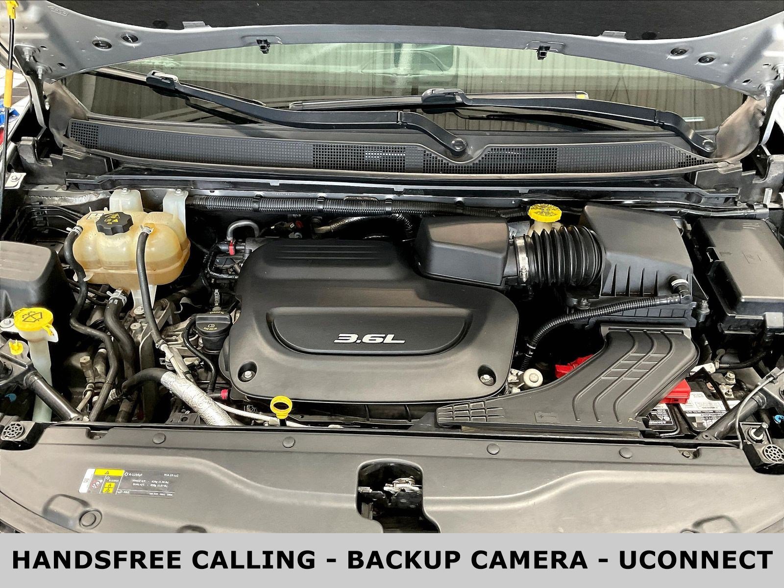 Used 2018 Chrysler Pacifica Touring-L FWD image 31