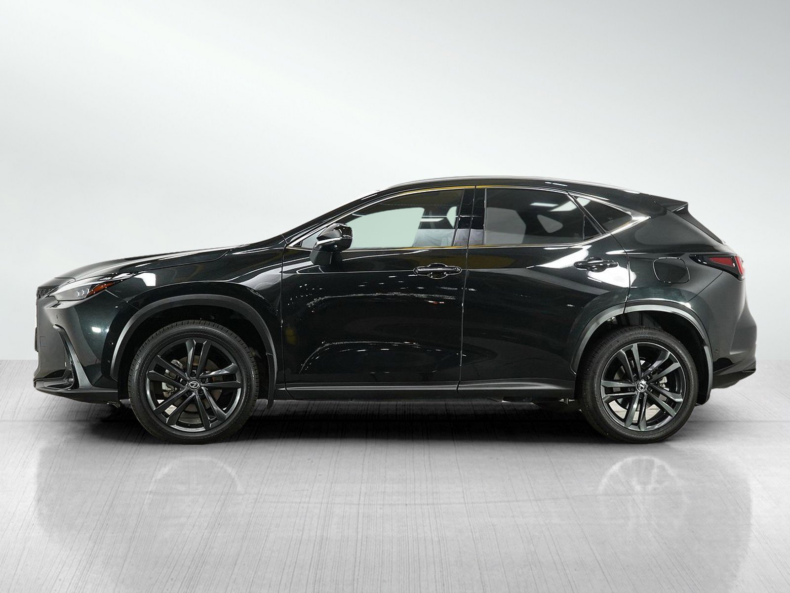 Used 2025 Lexus NX 450h+ AWD w/ Luxury Package image 2