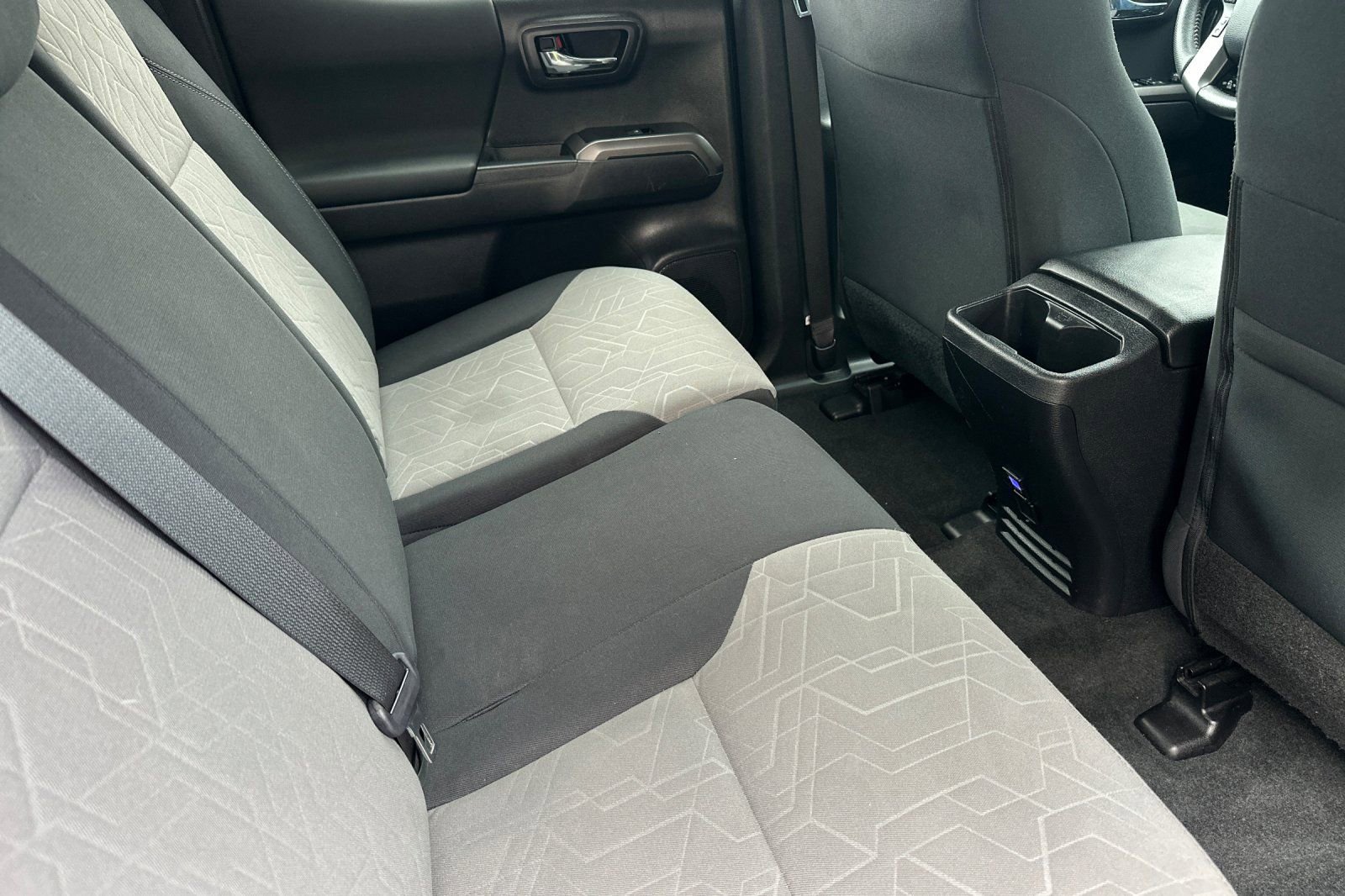 Used 2023 Toyota Tacoma TRD Sport w/ Advanced Technology Package image 18