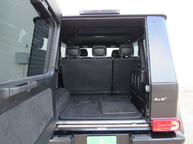 Used 2017 Mercedes-Benz G 550 Squared image 25