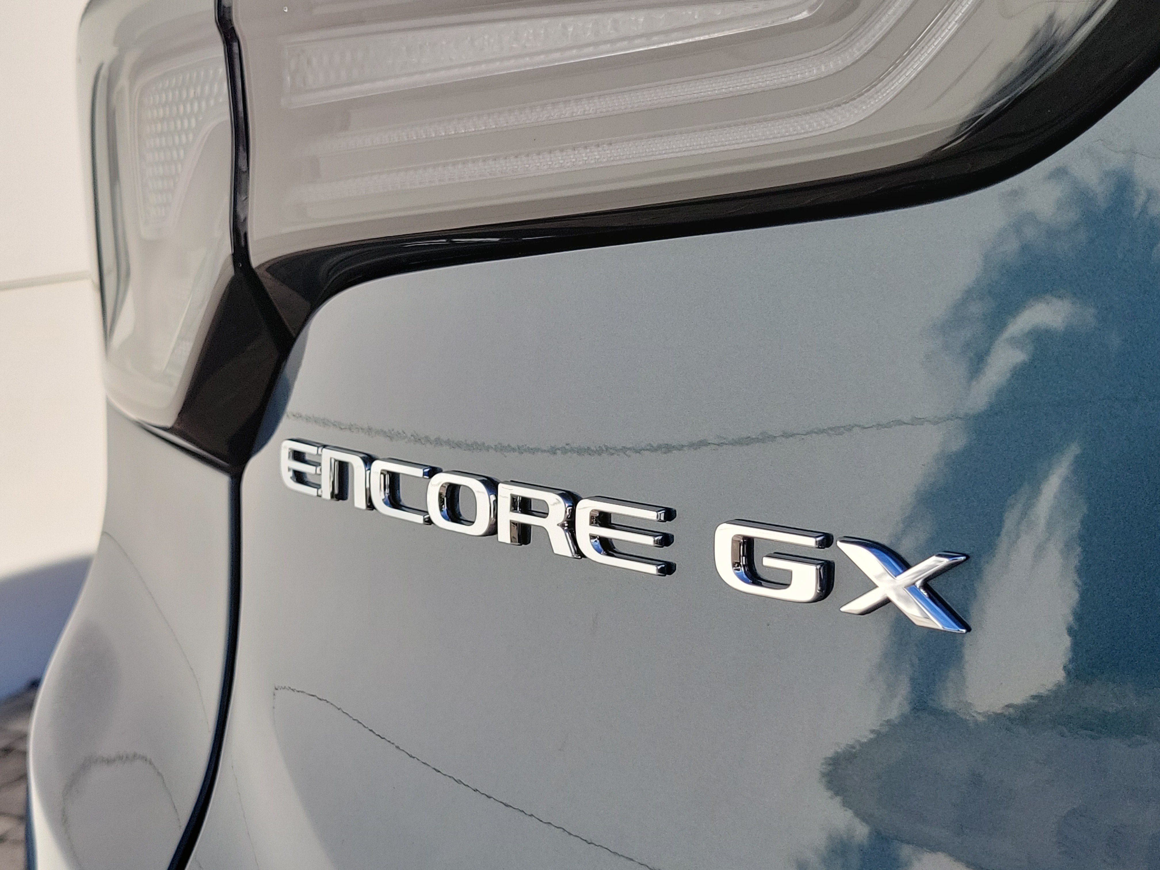 New 2026 Buick Encore GX Avenir w/ Avenir Technology Package FWD image 7