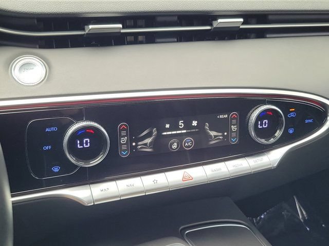 Used 2022 Genesis GV70 2.5T w/ Advanced Package AWD/4WD image 29