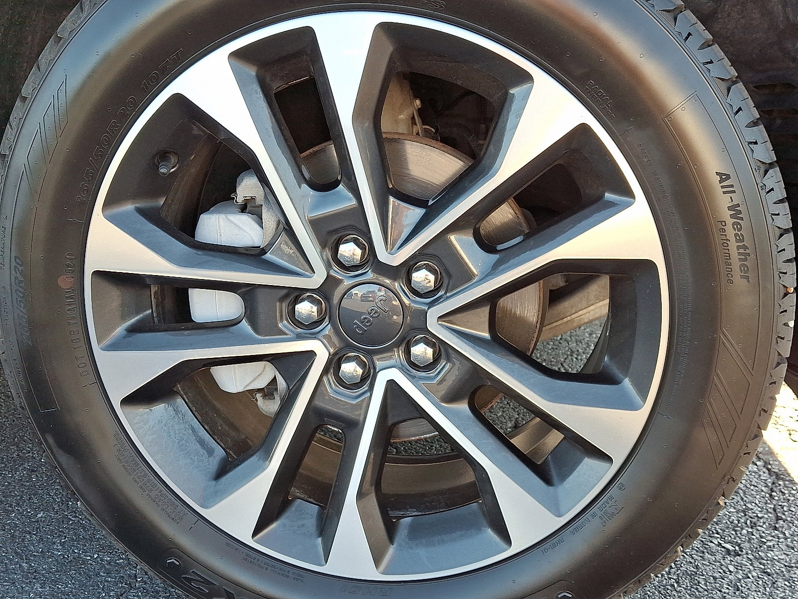 Used 2023 Jeep Grand Cherokee Overland w/ Luxury Tech Group IV image 8