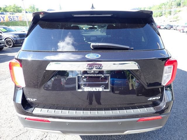 Used 2023 Ford Explorer XLT w/ Equipment Group 202A AWD/4WD image 6