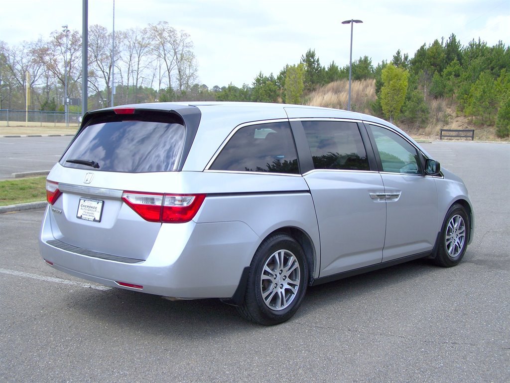 Used 2012 Honda Odyssey EX image 3
