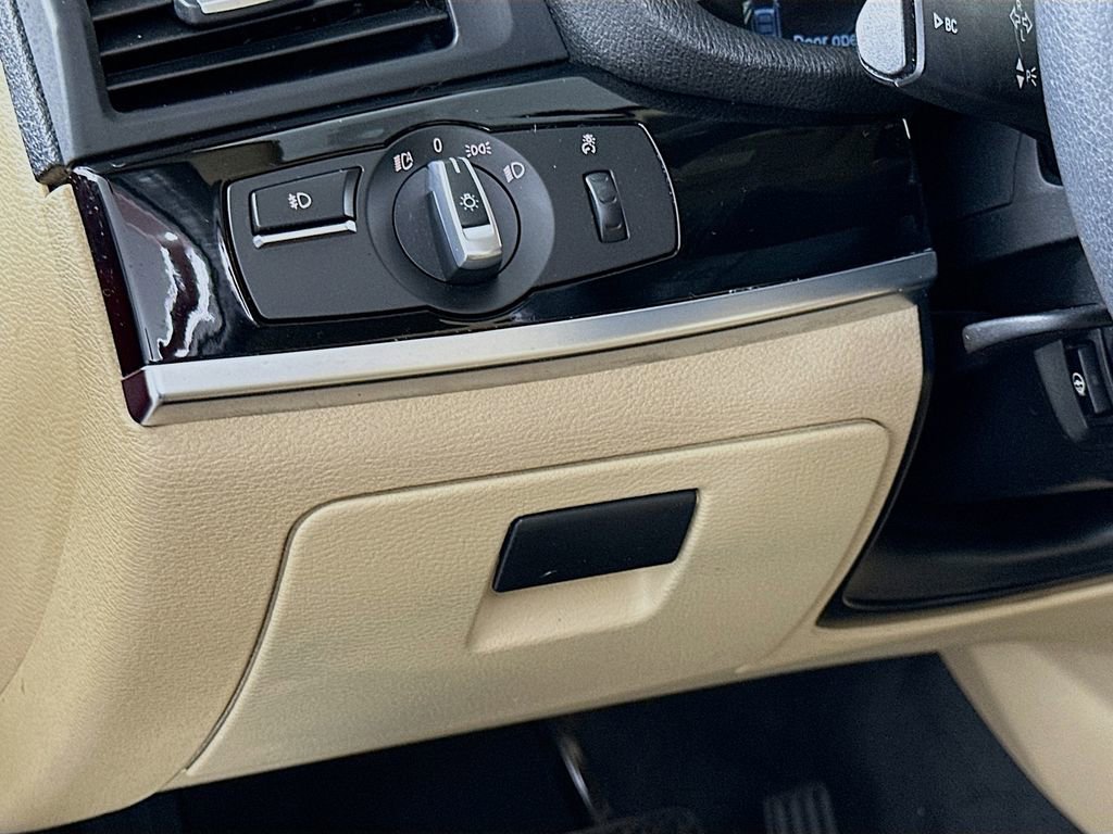 Used 2016 BMW X3 xDrive28i image 10