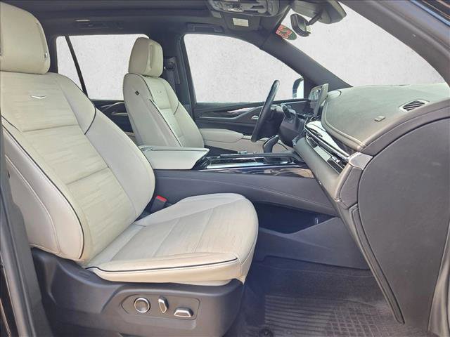 Used 2023 Cadillac Escalade Sport w/ LPO, ONYX Package RWD image 23