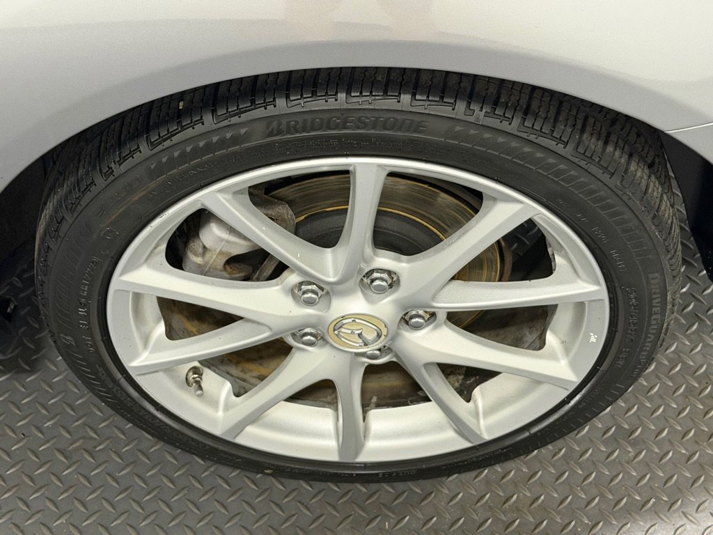 Used 2009 MAZDA MX-5 Miata Grand Touring w/ Premium Pkg RWD image 36
