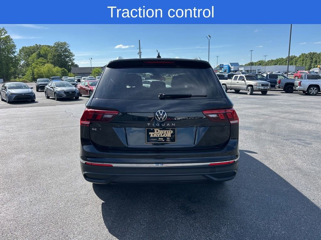 Used 2024 Volkswagen Tiguan SE FWD image 5