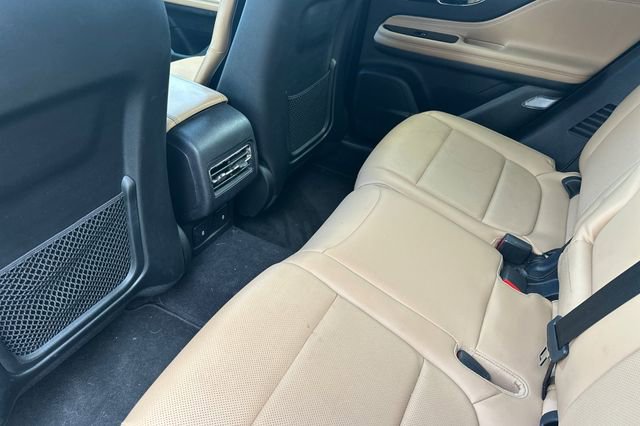 Used 2023 Lincoln Corsair Reserve w/ Equipment Group 201A image 12