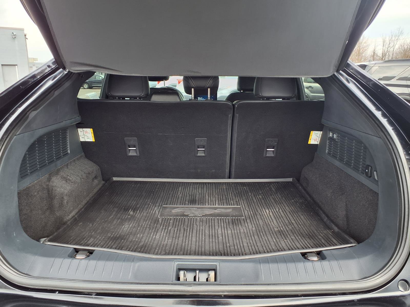 Used 2021 Ford Mustang Mach-E Select w/ Comfort/Appearance Package image 19