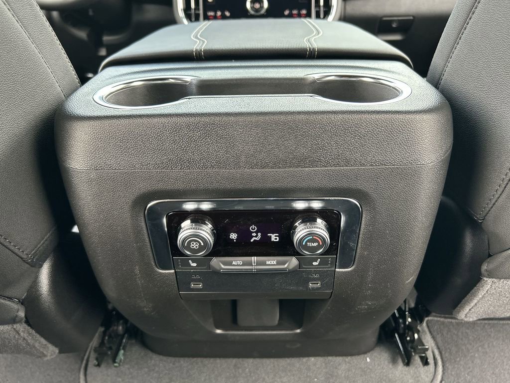 New 2026 GMC Yukon Elevation image 21