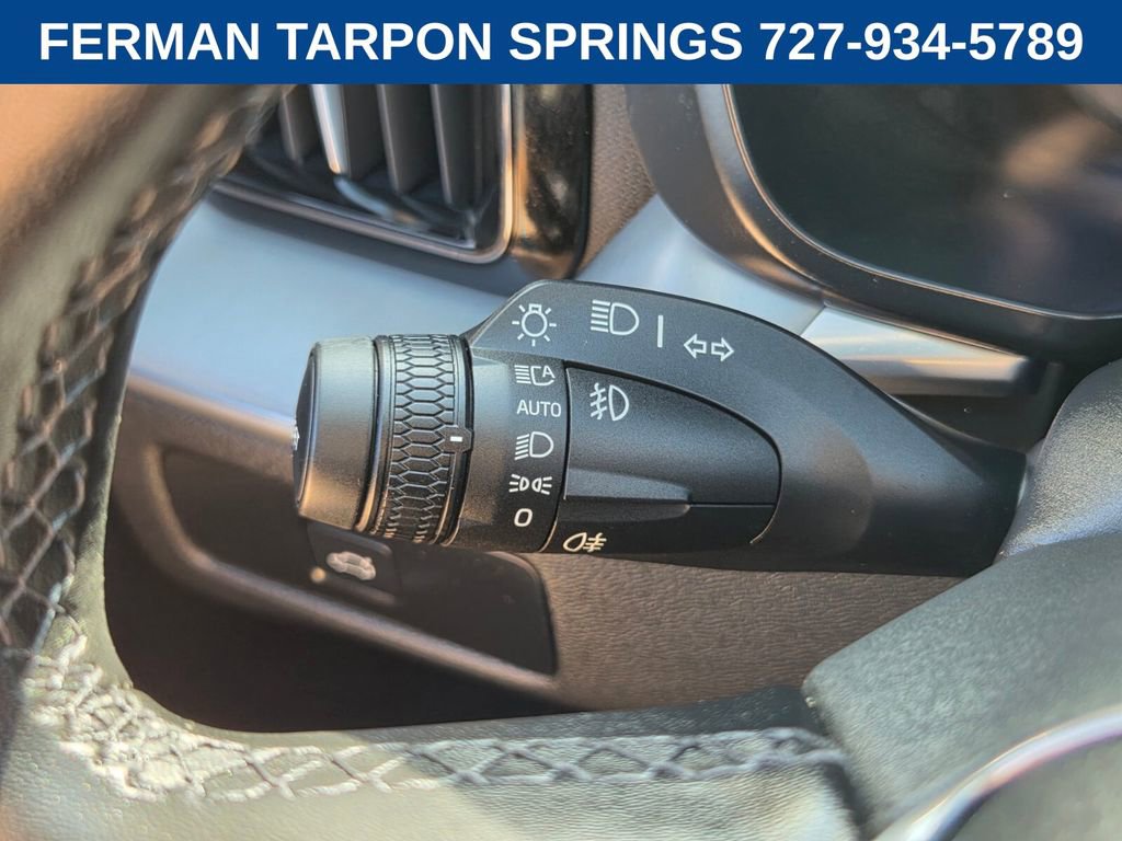 Used 2023 Volvo XC60 B5 Core w/ Climate Package AWD/4WD image 34