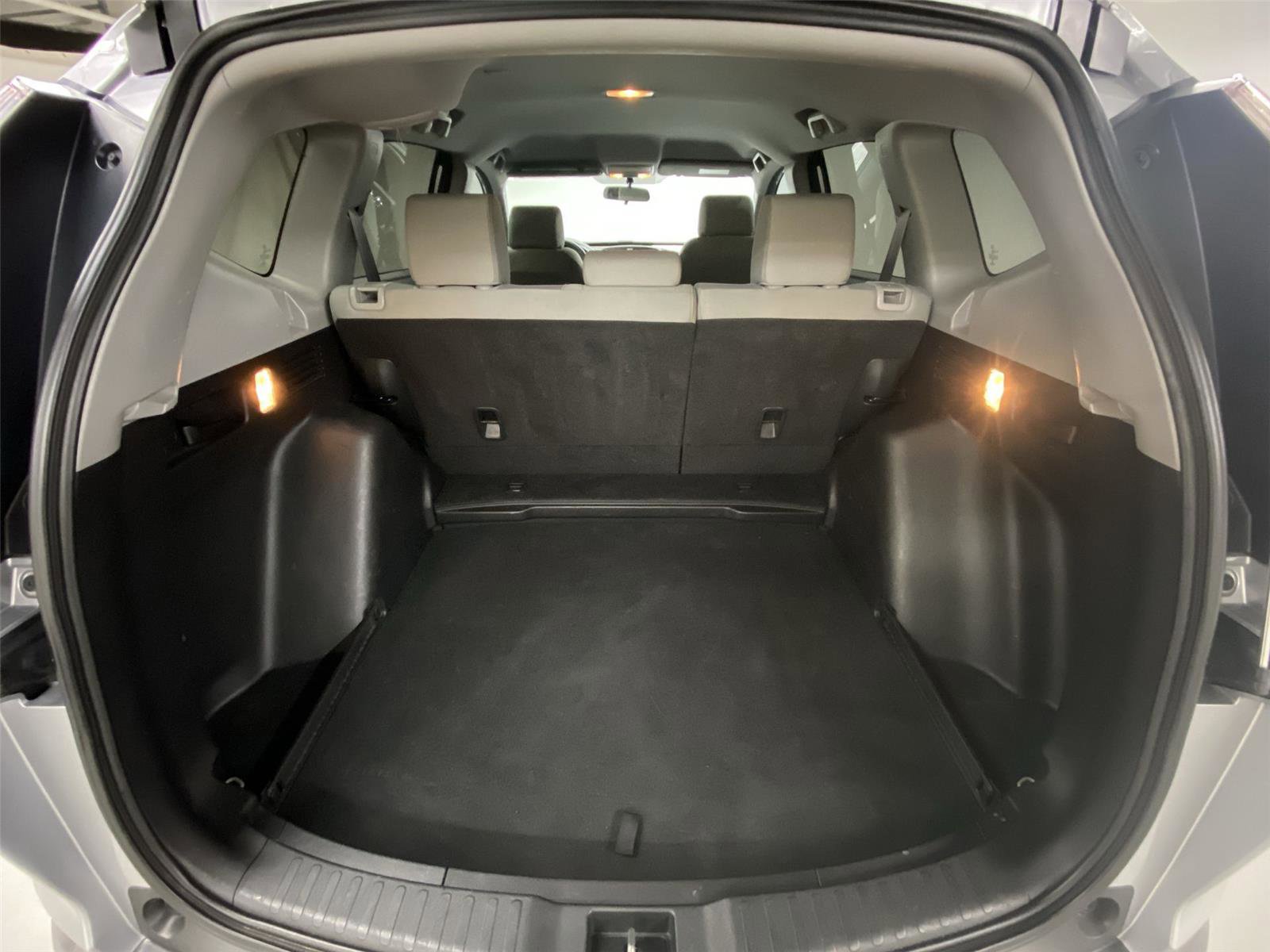 Used 2019 Honda CR-V LX image 23