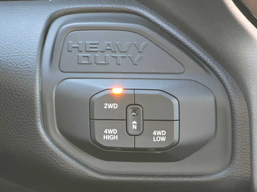 New 2026 RAM 2500 Laramie w/ Night Edition AWD/4WD image 34