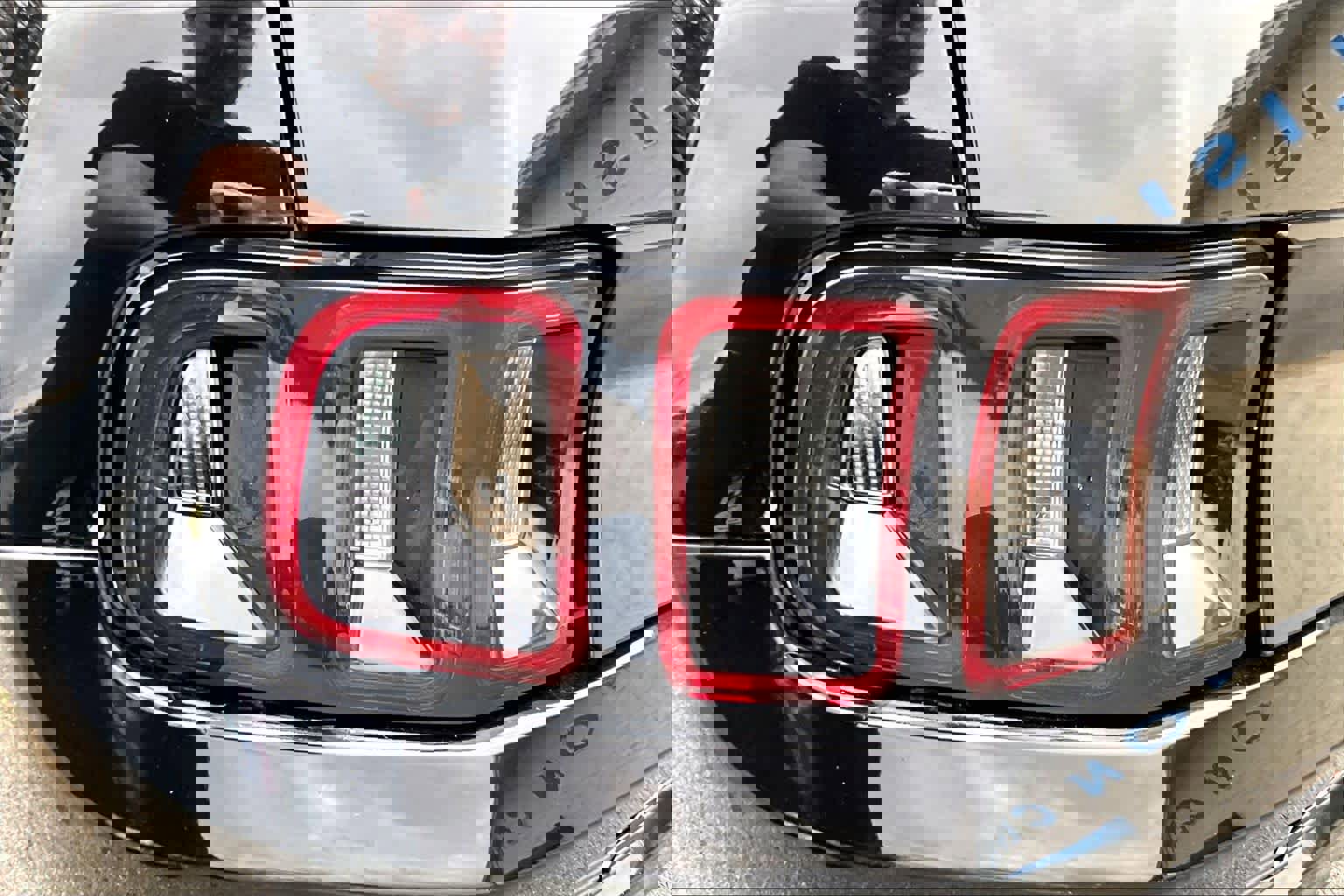 Used 2013 Ford Mustang Convertible image 23