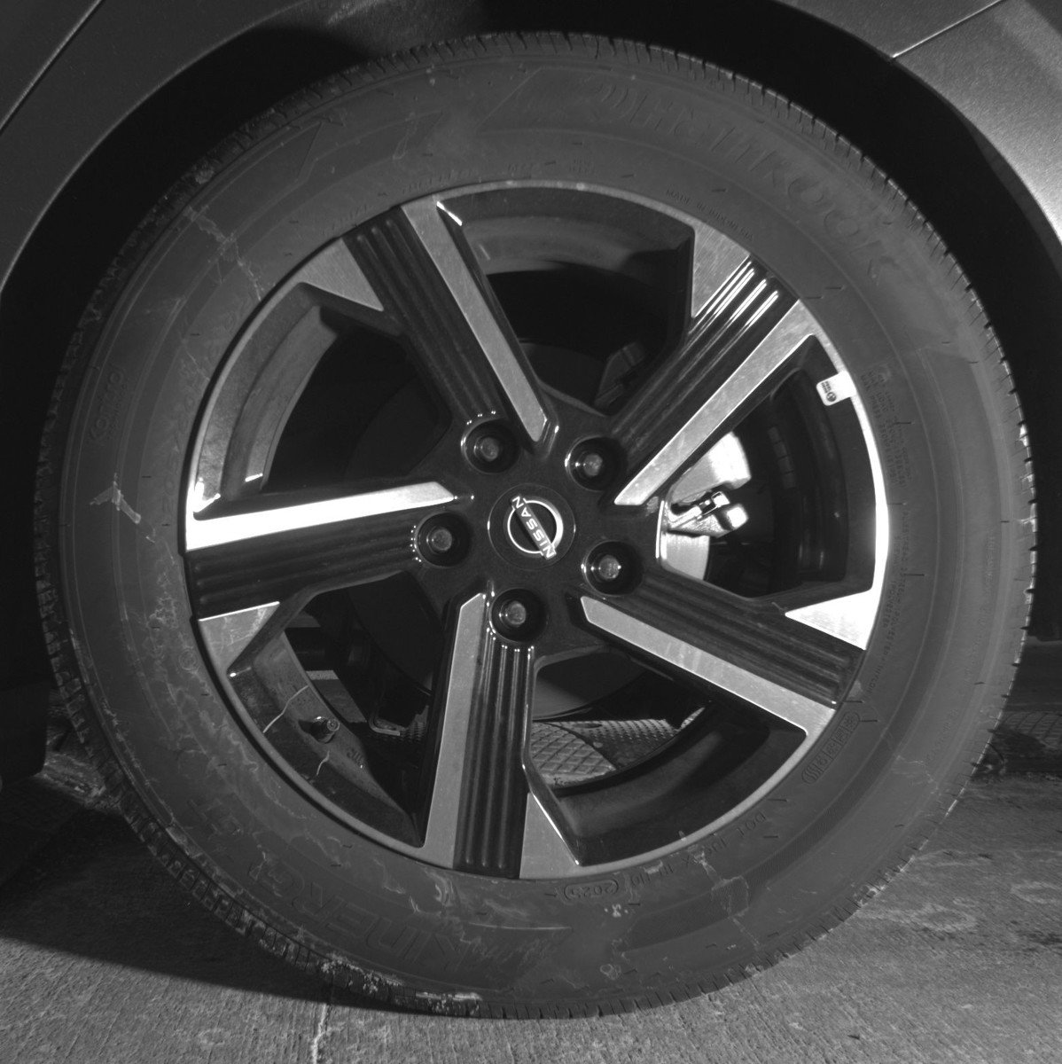 Used 2025 Nissan Sentra SV image 14