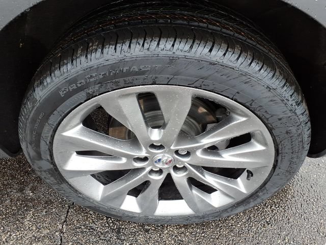 Used 2022 Buick Envision Avenir w/ Technology Package II AWD/4WD image 13