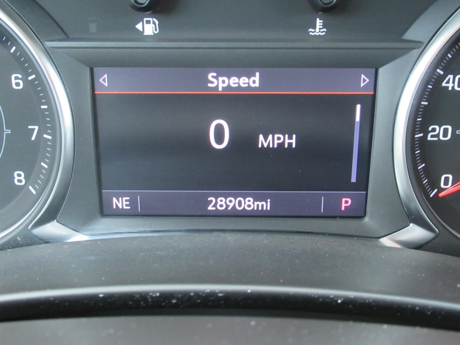 Used 2024 GMC Terrain SLT w/ Tech Package FWD image 23