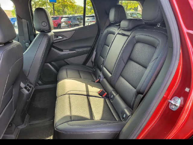 Used 2026 Chevrolet Equinox LT w/ Convenience Package II FWD image 13