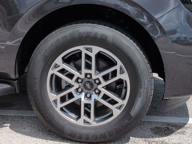 New 2026 Ford Expedition Max Active RWD image 11