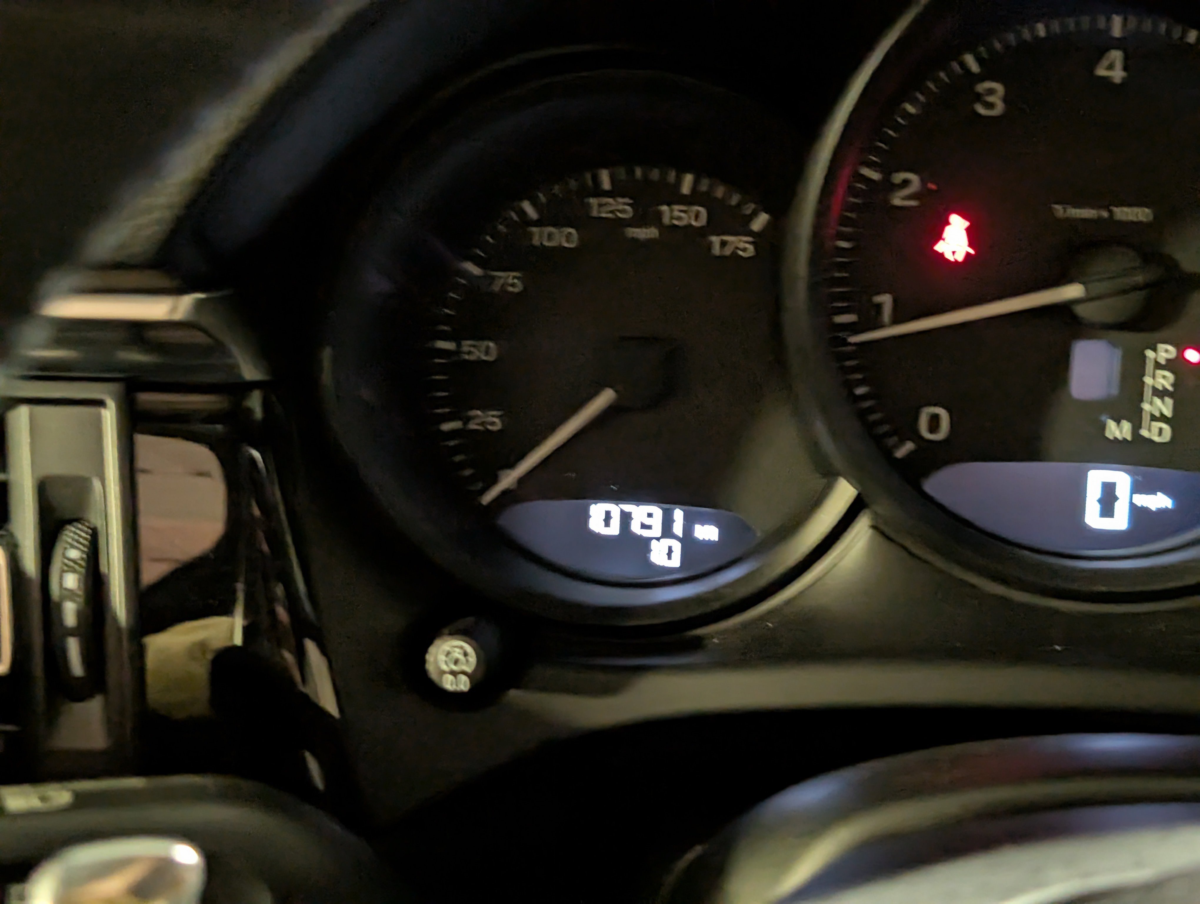 Used 2024 Porsche Macan image 32