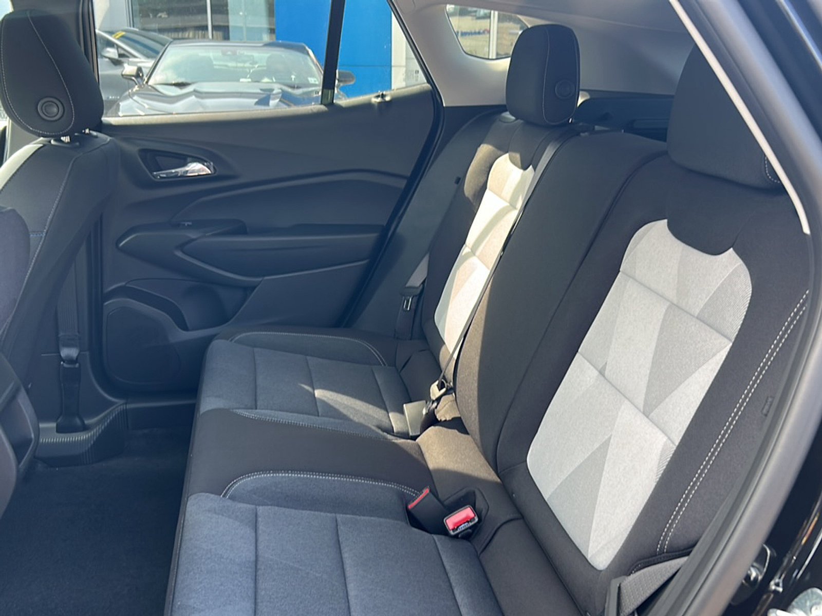 New 2026 Chevrolet Trax LS w/ LS Convenience Package FWD image 14