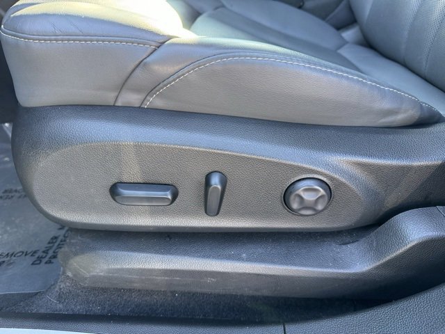 Used 2019 Buick Envision Premium w/ Driver Confidence Package image 13