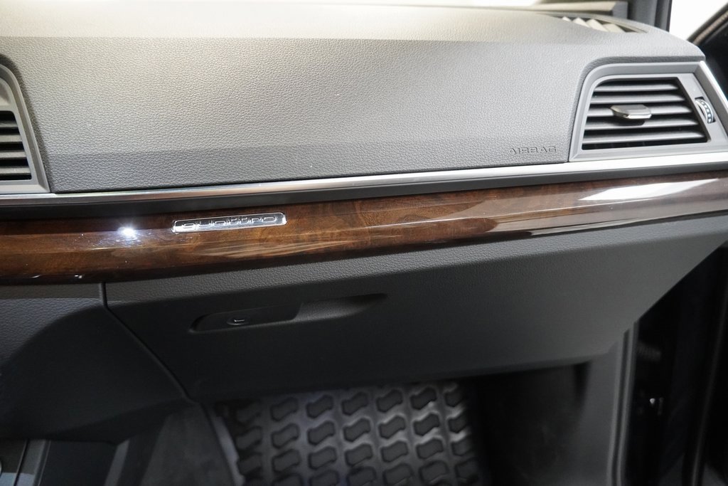 Used 2019 Audi Q5 2.0T Premium w/ Convenience Package image 35