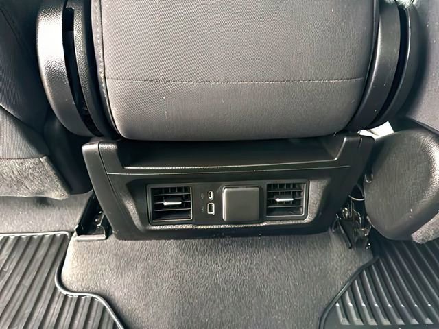 Used 2023 Chevrolet Silverado 1500 LT image 29