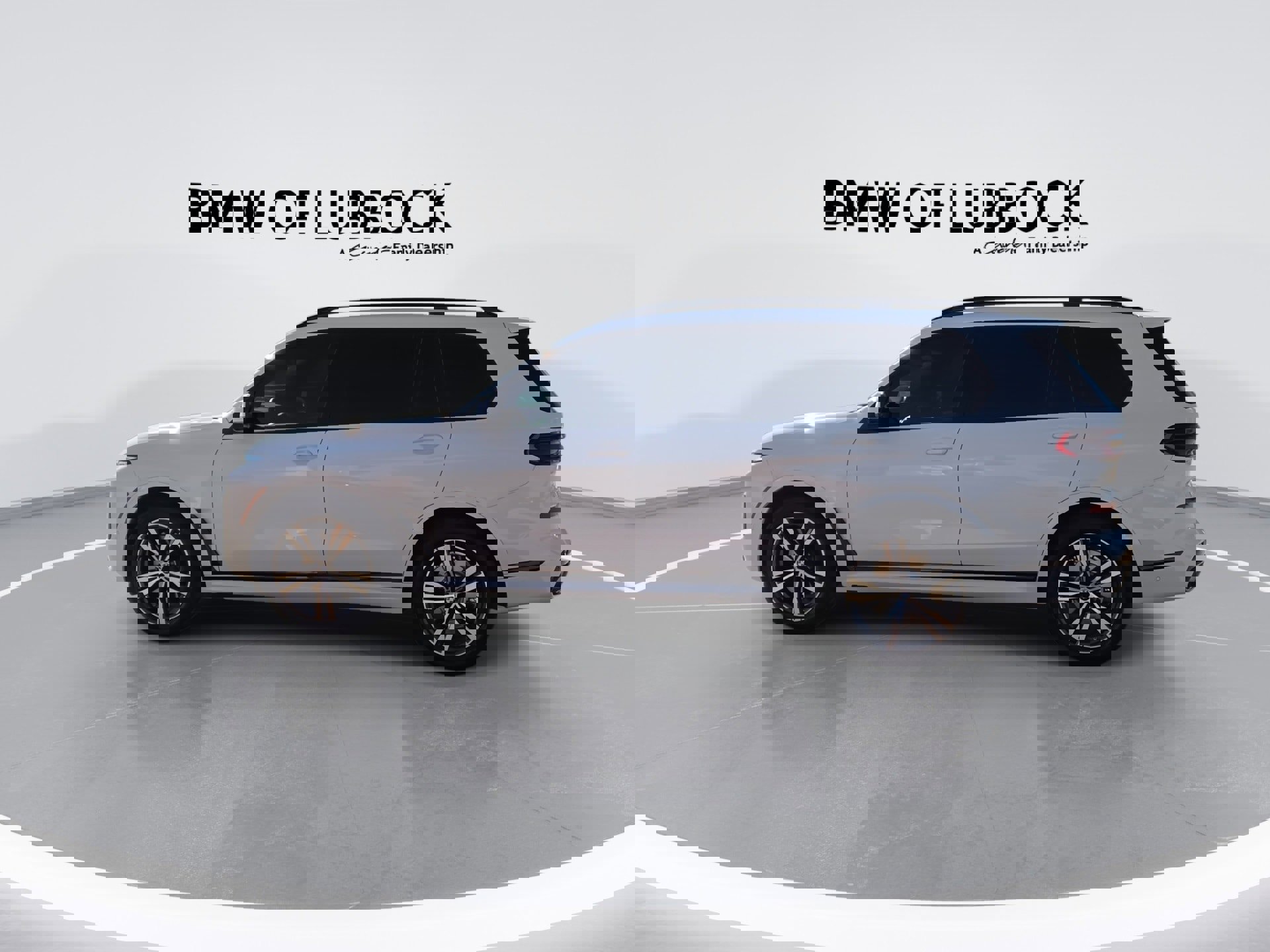 Certified 2026 BMW X7 xDrive40i w/ M Sport Package image 6