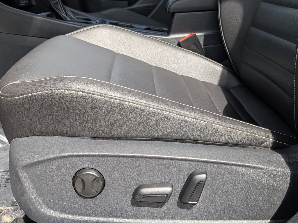 Used 2024 Volkswagen Jetta SE FWD image 17