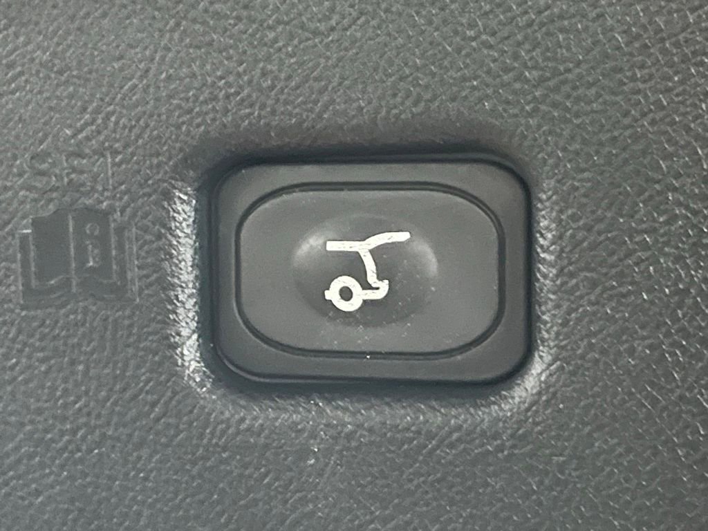 Used 2021 Lincoln Nautilus AWD w/ Equipment Group 101A image 32