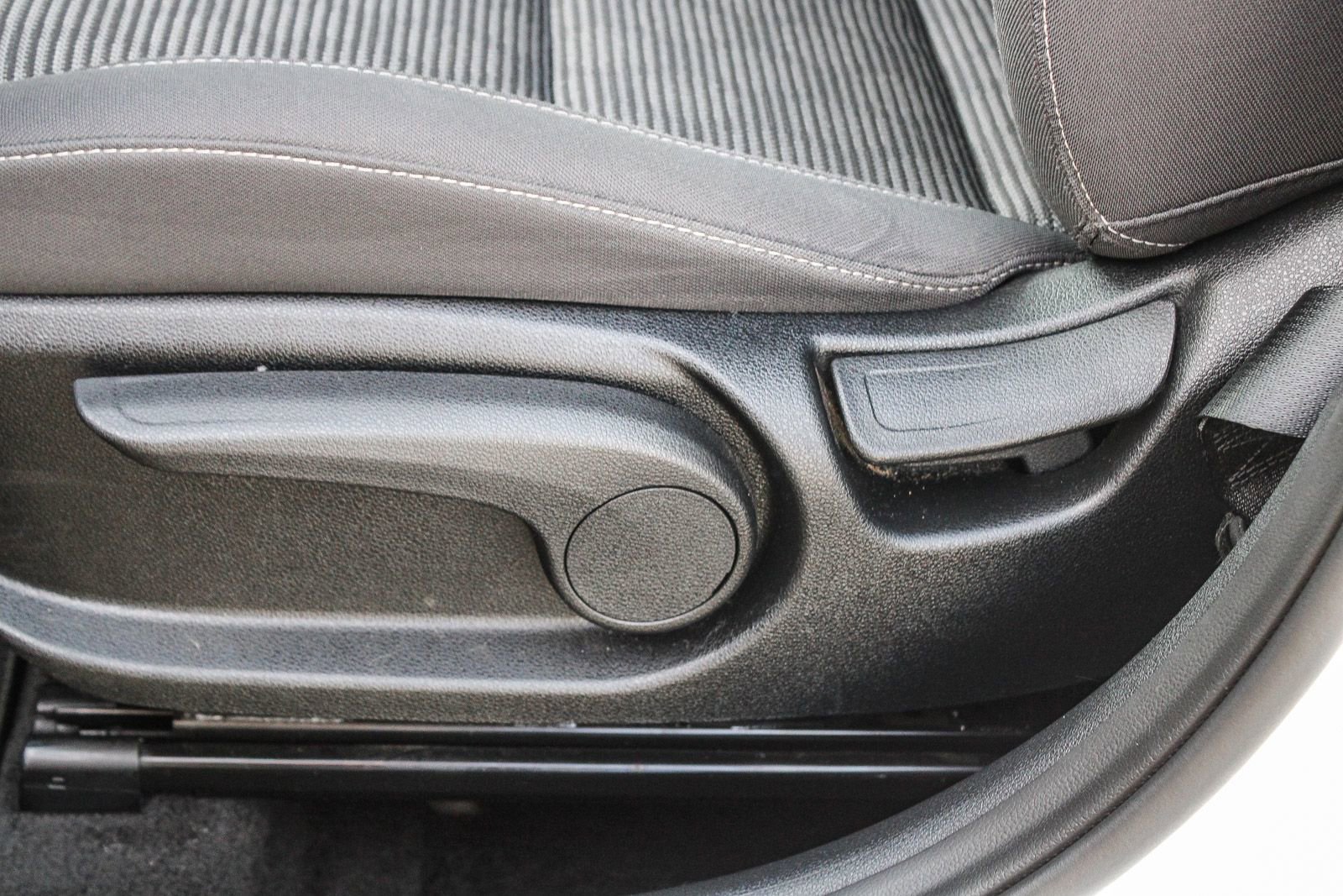 Used 2022 Kia Niro LXS w/ Digital Cluster Package image 22