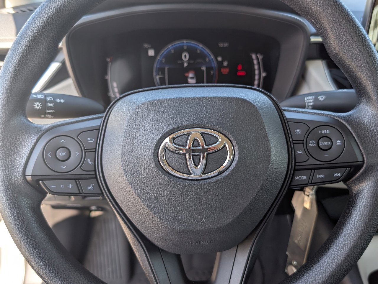 Used 2026 Toyota Corolla LE image 17